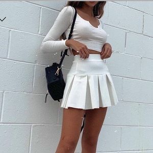 White pleated tennis skirt